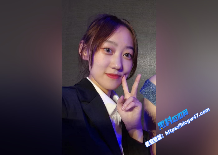 可爱乖巧女大学生 超高神仙颜值 喜欢吃鸡和后入 极品蜜桃臀被狠狠的插入爆操5 可爱乖巧女大学生 超高神仙颜值 喜欢吃鸡和后入 极品蜜桃臀被狠狠的插入爆操5