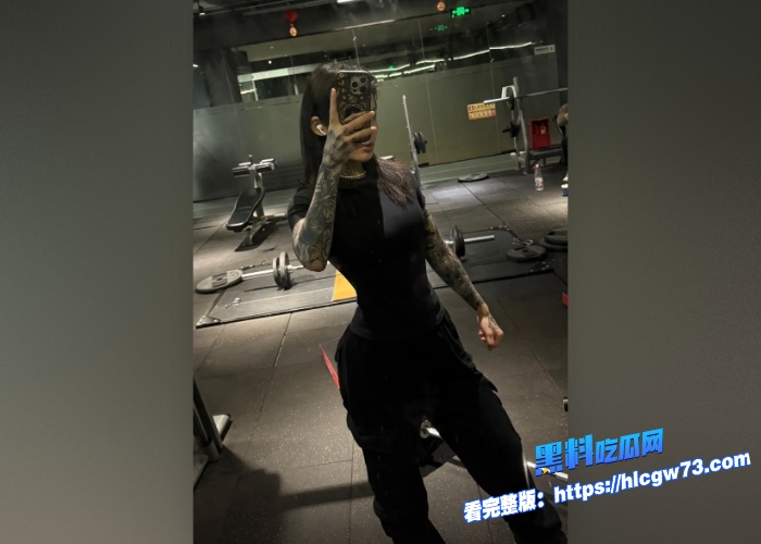 抖音20W颜值纹身网红刺青阿诗被榜一大哥后入爆操视频曝光这颜值这纹身太带感了绝对的反差婊 图6 抖音20W颜值纹身网红刺青阿诗被榜一大哥后入爆操视频曝光这颜值这纹身太带感了绝对的反差婊 图6