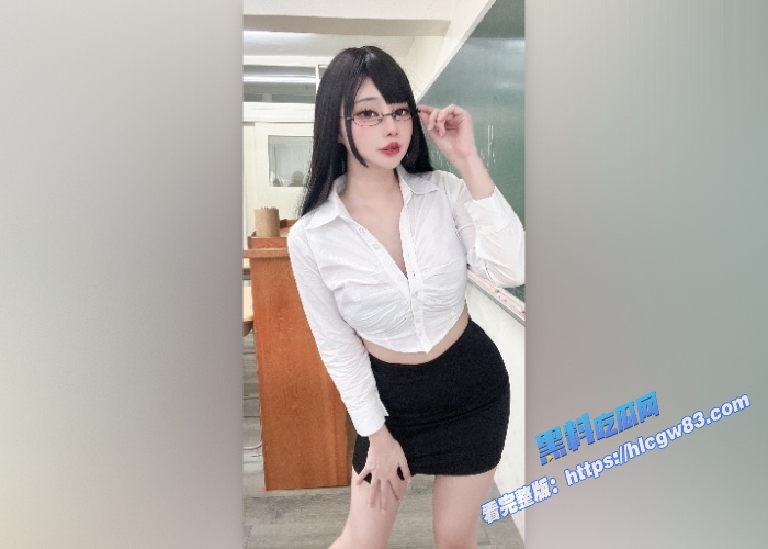 泰国人气网红 Meenfox1
