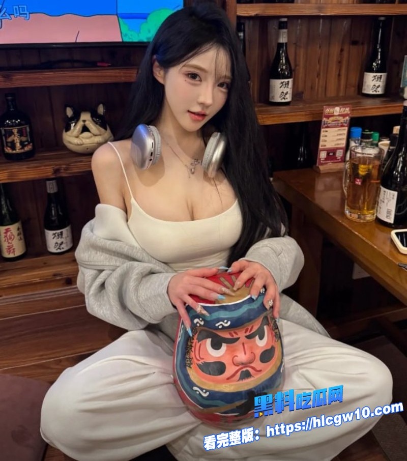 反差人妻一夜淫乱全记录黑长裙少妇穿女仆装被男友后入爆操到娇喘不断6 反差人妻一夜淫乱全记录黑长裙少妇穿女仆装被男友后入爆操到娇喘不断6