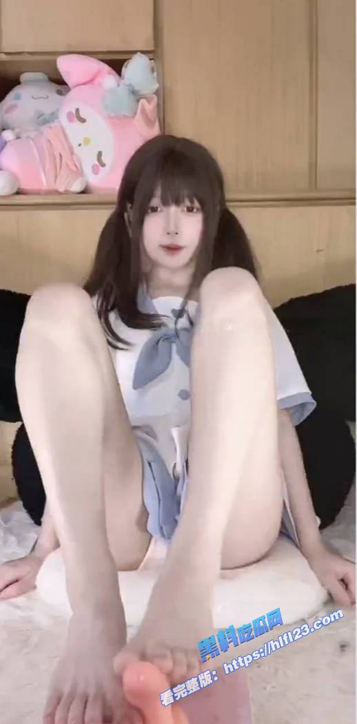 推特网黄 要要饿晕了 超呦形态与洛丽塔大量视频泄密！抖音改名：要饿晕了(2)