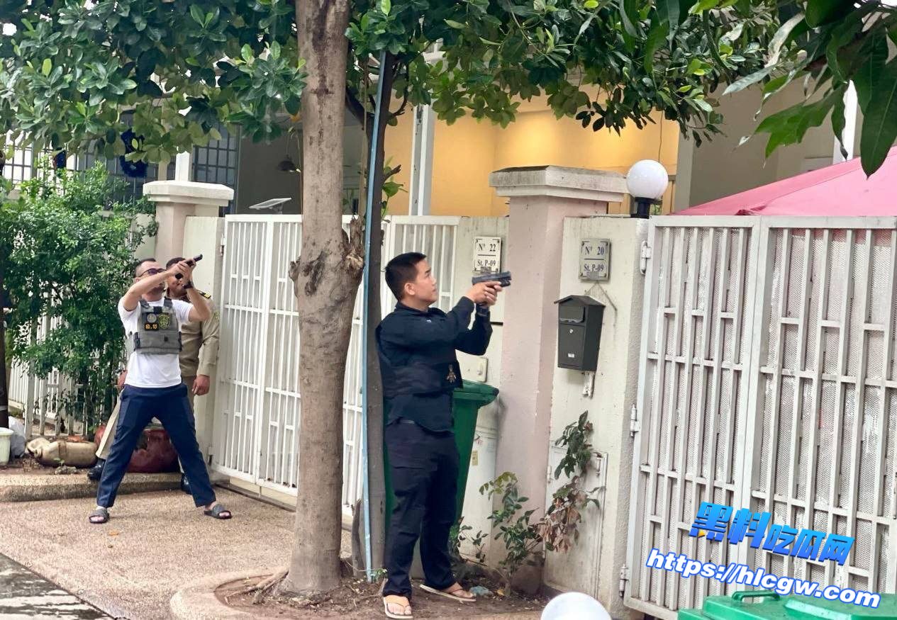 3小时对峙 一中国男子持枪威胁邻居被捕01
