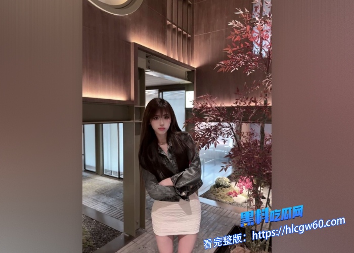 长沙天菜名媛 周思怡 下海兼职外围被金主调教 大尺度视频流出 舔脚捆绑皮带抽屁股跪着吃鸡 这才是标准小母狗! 8 长沙天菜名媛 周思怡 下海兼职外围被金主调教 大尺度视频流出 舔脚捆绑皮带抽屁股跪着吃鸡 这才是标准小母狗! 8