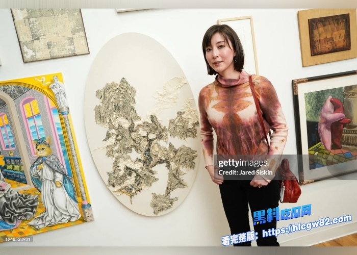 美国富二代华人知名画展艺术家王佳怡最新18岁下海拍片200美元一部完整版整理合集口交内射颜射样样齐全这是真母狗太炸裂了 图5