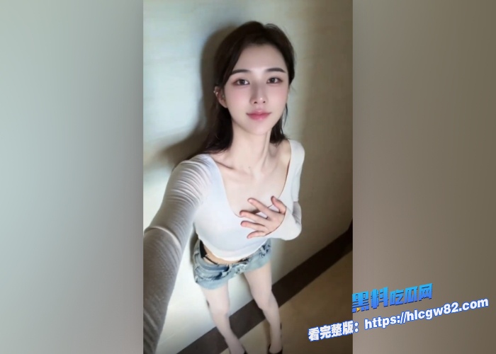 抖音极品御姐网红是妮的琳达绝对顶美颜值私拍定制福利流出黑丝裸舞自慰各种花活取悦老板 图3 抖音极品御姐网红是妮的琳达绝对顶美颜值私拍定制福利流出黑丝裸舞自慰各种花活取悦老板 图3