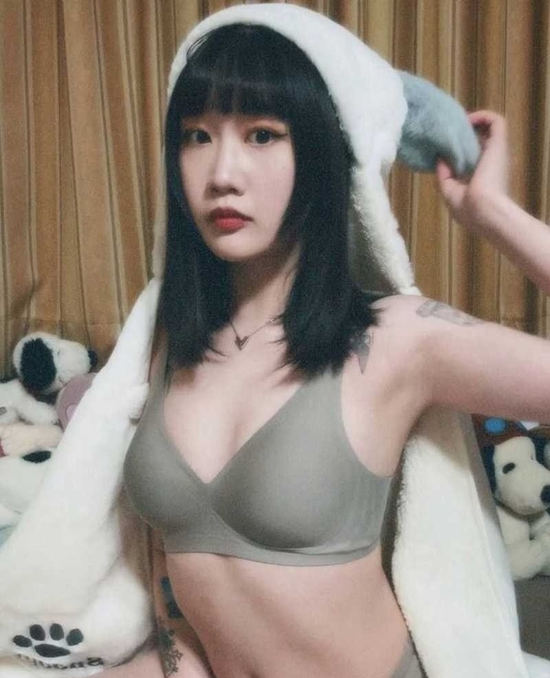 反差网红柔柔和男友私拍流出4 反差网红柔柔和男友私拍流出4
