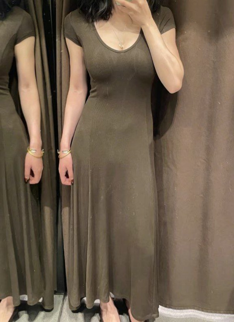 白天抱老婆晚上抱小三4 白天抱老婆晚上抱小三4