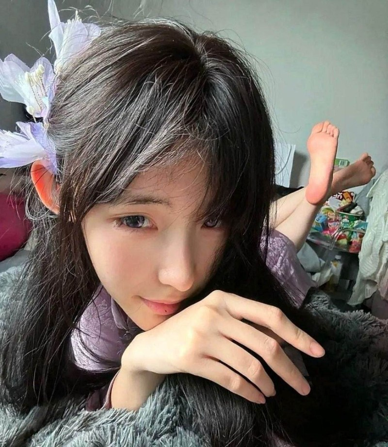 抖音12万粉网红张人o13 抖音12万粉网红张人o13