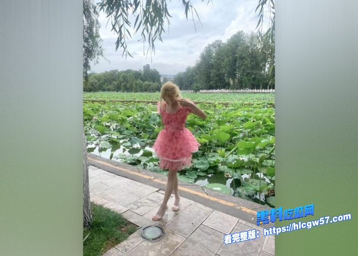 某学院颜值女大学生吕佳慧 不雅视频流出被金主爸爸包养成小母狗反差感十足 图13 某学院颜值女大学生吕佳慧 不雅视频流出被金主爸爸包养成小母狗反差感十足 图13