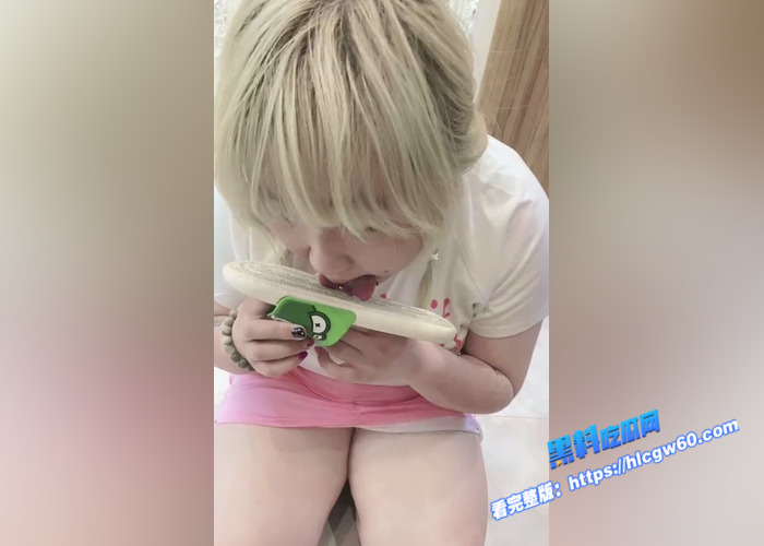 东北白富美 琳嘉 高贵女王家里圈养了一条母狗,严厉调教视频流出,玉足踩脸,惩罚女奴舌头清理干净所有高跟鞋4 东北白富美 琳嘉 高贵女王家里圈养了一条母狗,严厉调教视频流出,玉足踩脸,惩罚女奴舌头清理干净所有高跟鞋4