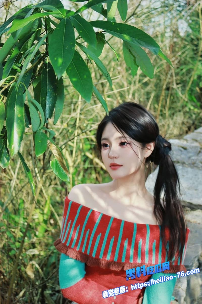 上海大学双马尾校花依云私密性爱视频流出黑丝旗袍校服下被男友操到高潮喷水2