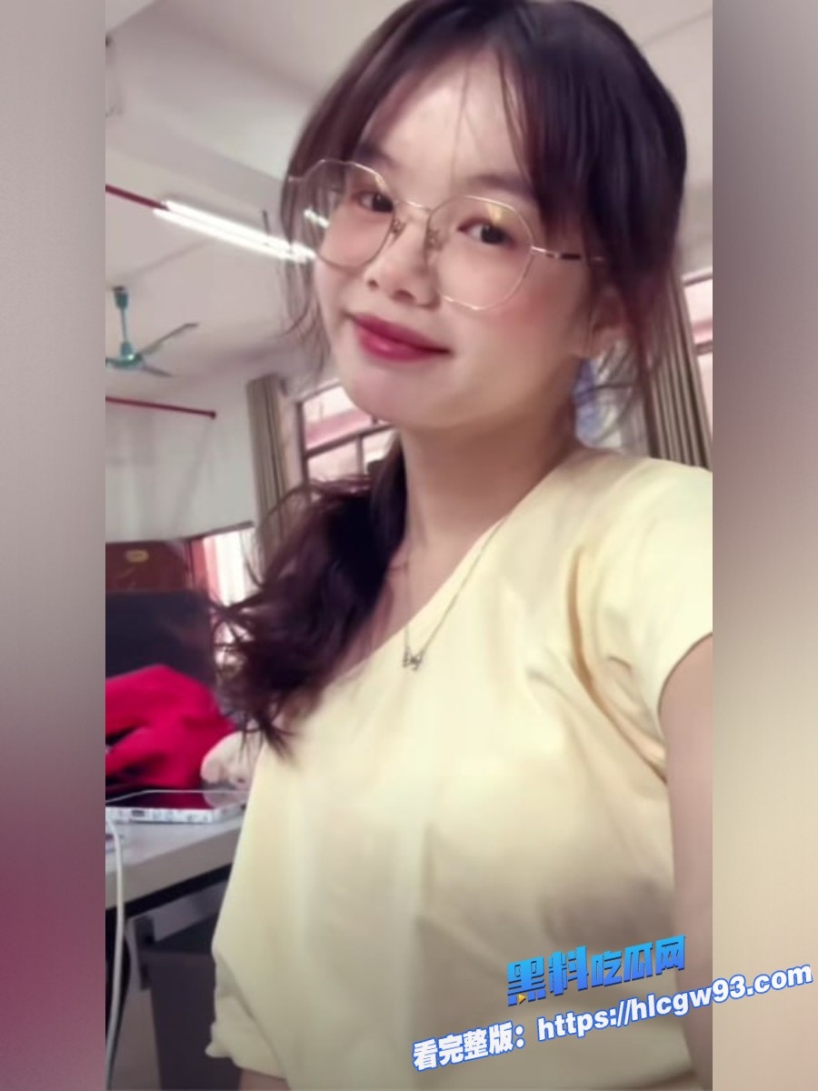 广西卫校乖乖女果果私密反差视频曝光1