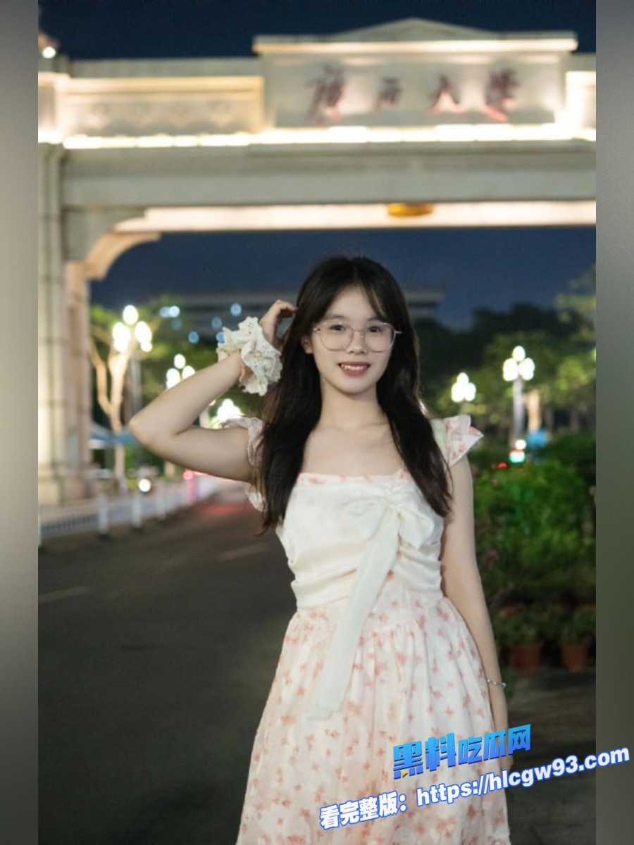 广西卫校乖乖女果果私密反差视频曝光3