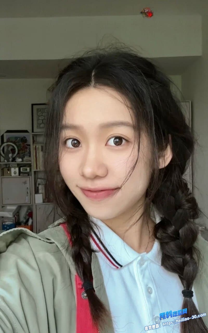 上海理工大学清纯女大王玥涵乖乖女被渣男调教成反差母狗无毛骚逼白嫩娇躯被无套狂操 17