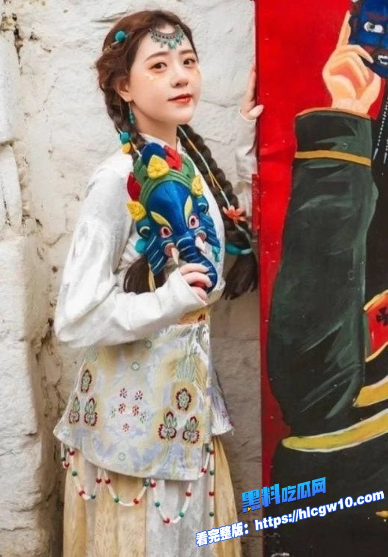 中南大学高颜值学生妹蔡丹婷白虎骚穴淫水是真的多超粉嫩的一线天嫩穴被无套爆操内射5