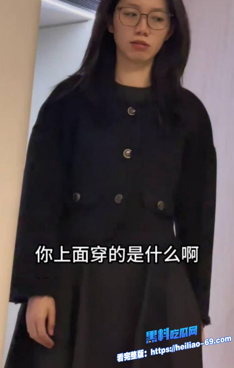 11年后优衣库重逢余艺侯天旭夫妇带双胞胎逛试衣间爷青回DNA直接动了4