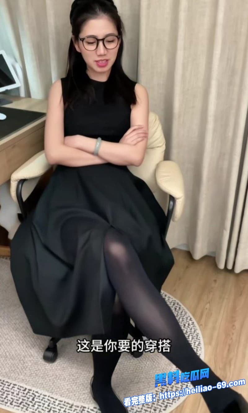 11年后优衣库重逢余艺侯天旭夫妇带双胞胎逛试衣间爷青回DNA直接动了17