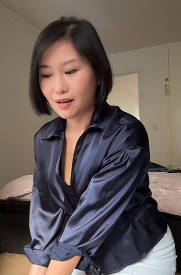 d881