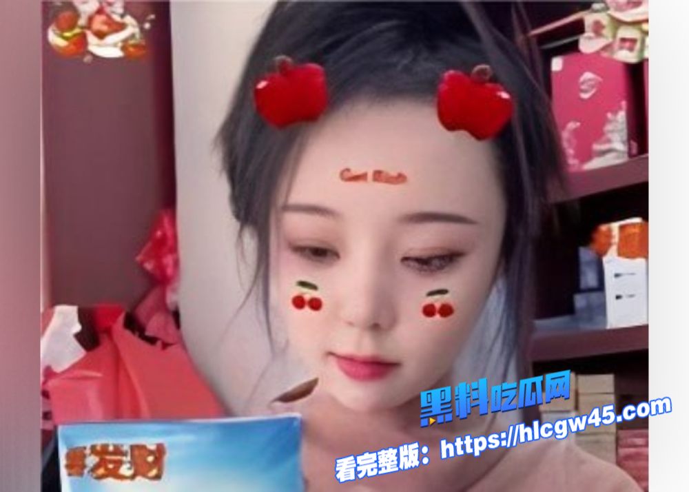 这就是凌晨的抖音吗Alina深夜直播火辣秀透视情趣装肉丝袜掰开骚穴疯狂勾引你 3