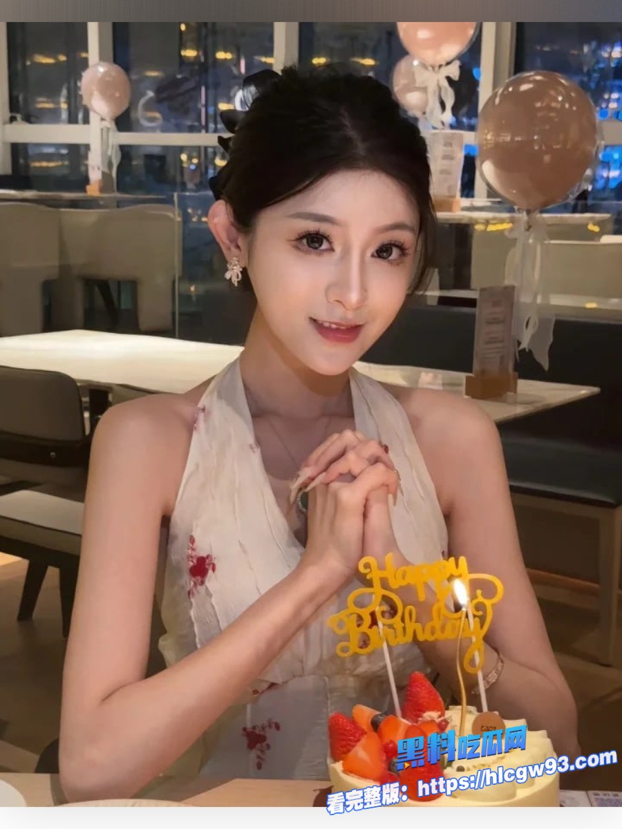 深圳车展模特为求上位镜前跪舔吃屌7 深圳车展模特为求上位镜前跪舔吃屌7