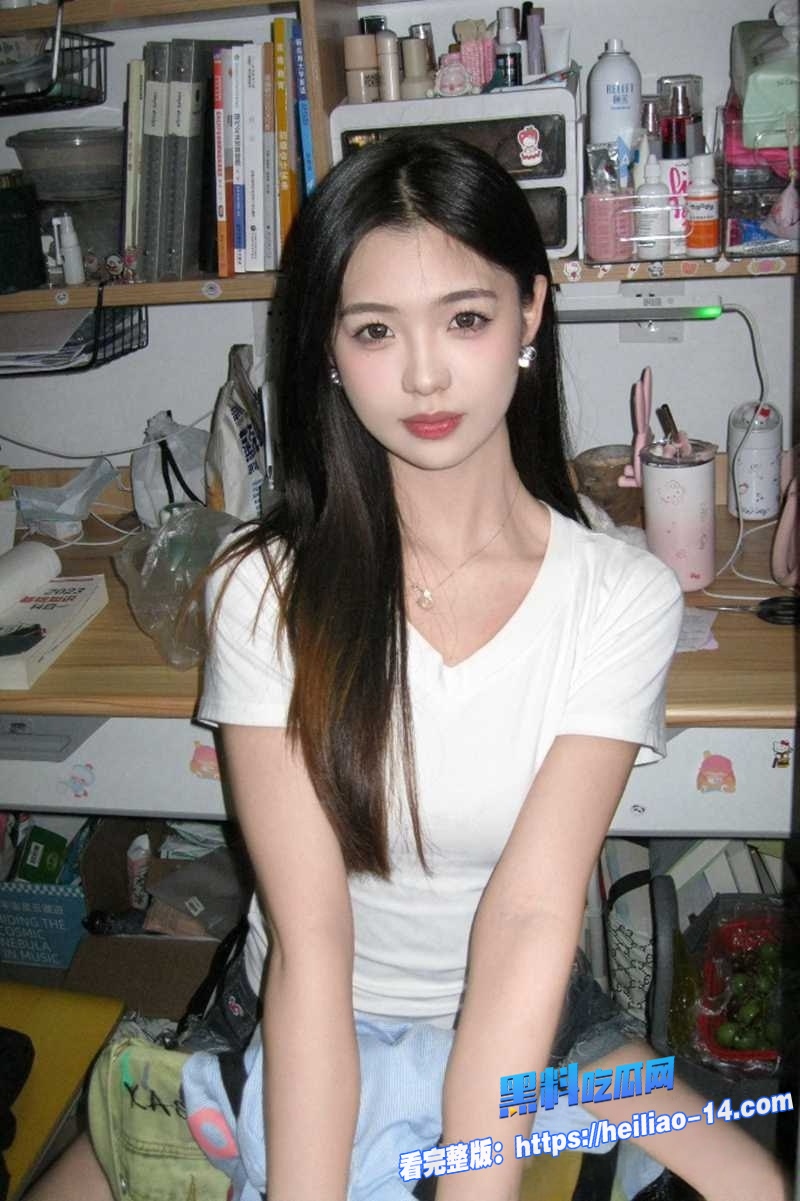贵阳出差约炮极品女大徐瑛曝光骚逼紧致自拍骑乘位疯狂摆臀2 贵阳出差约炮极品女大徐瑛曝光骚逼紧致自拍骑乘位疯狂摆臀2