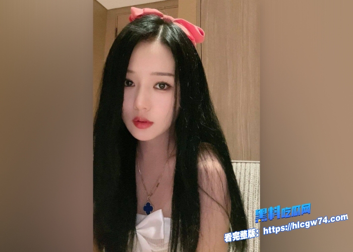 瓜友投稿约到两个年轻漂亮女大学生翘起玉臀给后入爆操轮流输出双手同时抠逼身上没有一个部位是闲下来的太爽了 4 瓜友投稿约到两个年轻漂亮女大学生翘起玉臀给后入爆操轮流输出双手同时抠逼身上没有一个部位是闲下来的太爽了 4