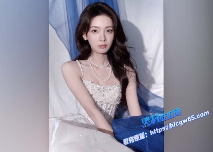 AI明星换脸陈瑶甜盐系灵动美少女，化身人妻在豪华的卧室里，传来阵阵销魂蚀骨的呻吟1