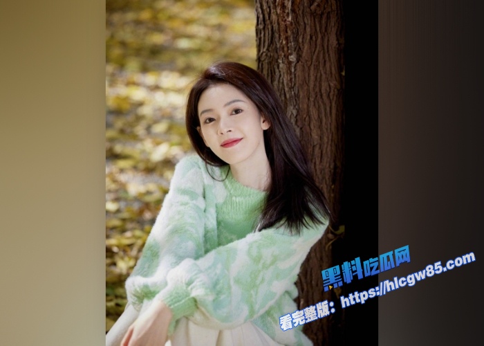 AI明星换脸陈瑶甜盐系灵动美少女，化身人妻在豪华的卧室里，传来阵阵销魂蚀骨的呻吟3