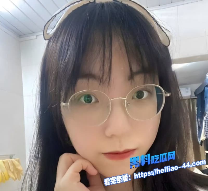 广西小红书员工梁凰荣7年狂出轨数十次被抓现行男友怒曝淫乱聊天加50万转账1