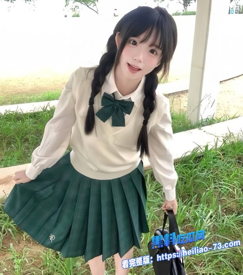 成都商学院大四宋依依下海私密视频曝清纯学姐翘臀后入狂操反差太骚5