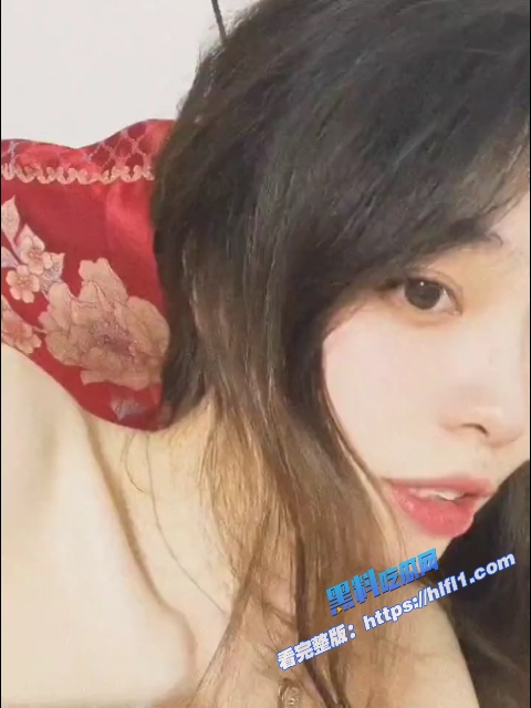 探探约炮 张家口涿鹿骚逼 上来聊就要加微信 聊了两次就约出来打炮 母狗一条！7