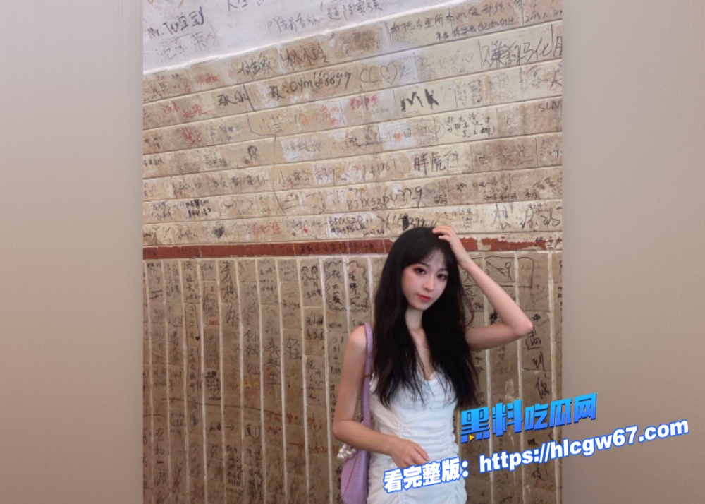 河南郑州已婚少妇 酒店约炮视频流出 跪地口交大长屌 一身情趣套蕾丝套装火辣到爆 翘起丰臀被狂插后入图7 河南郑州已婚少妇 酒店约炮视频流出 跪地口交大长屌 一身情趣套蕾丝套装火辣到爆 翘起丰臀被狂插后入图7
