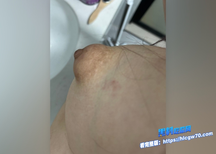 魔鬼的身材有点偏向恶魔的脸庞精神小妹与黄毛小男友做爱视频流出这颜值不好说但是身材绝对顶级 7