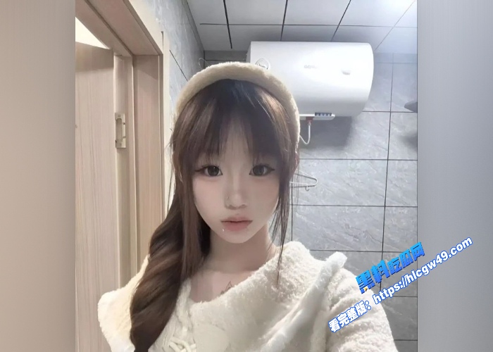 抖音小网红小姜姜榜一定制全裸调教视频曝光童颜巨乳白虎美鲍掰开骚穴特写镜头诱惑力十足 图7WH700x500px