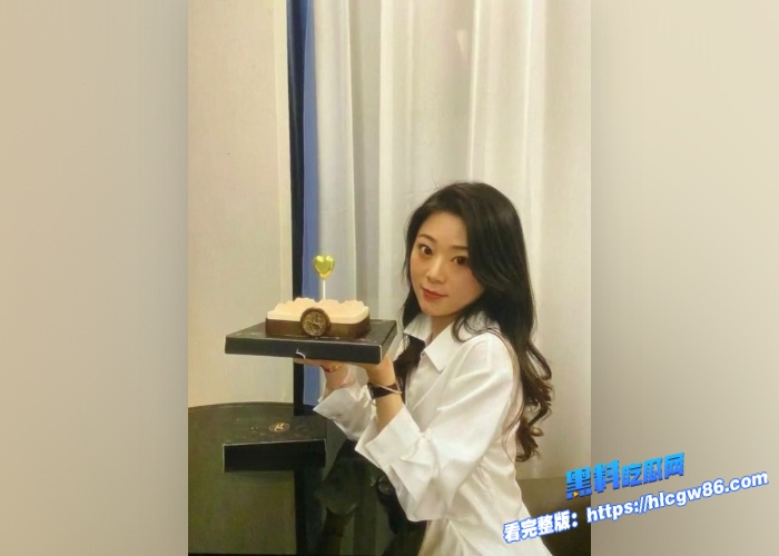 情侣私密泄爆极品反差婊女友黑丝美甲足交狂撸钢屌贱逼一线天抠喷白浆拉丝 7 情侣私密泄爆极品反差婊女友黑丝美甲足交狂撸钢屌贱逼一线天抠喷白浆拉丝 7