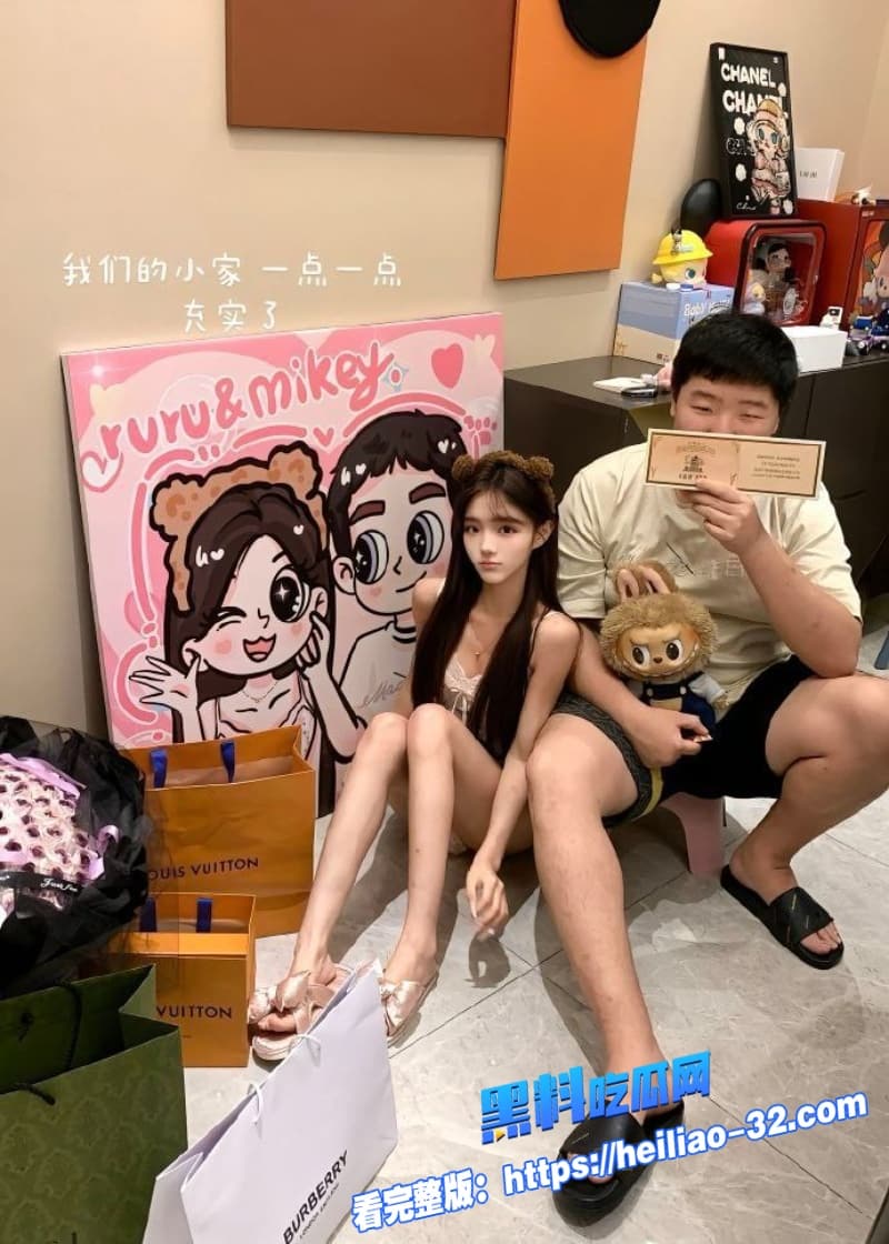 07年反差嫩妹网上秀爹系金主甜蜜日常却被扒出惊天黑料为钱甘愿成精盆母狗 12