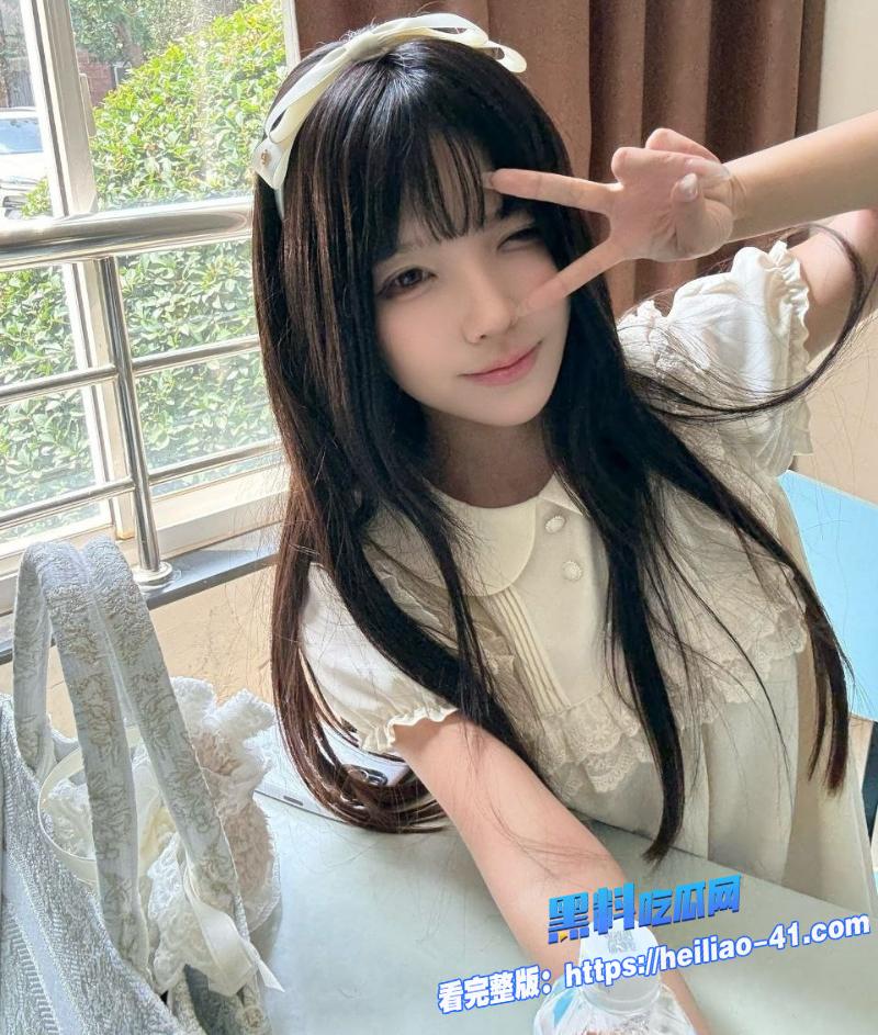 推特艺术生福利姬香风智乃各种情趣制服大合集4