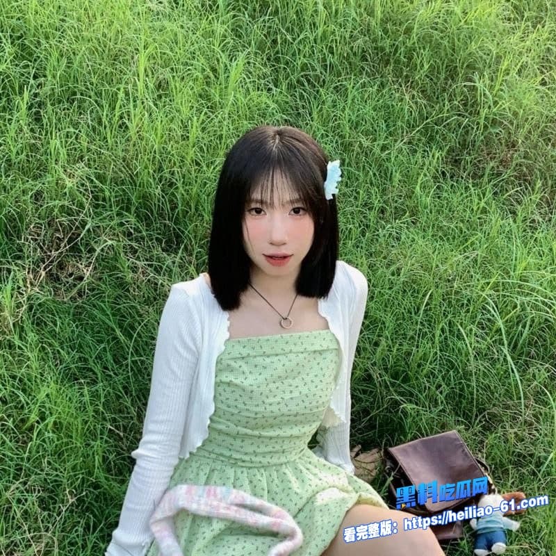 湖南顶级反差婊李沫遭金主包养曝光人前清纯甜妹私下浪到爆纯纯反差婊无疑1 湖南顶级反差婊李沫遭金主包养曝光人前清纯甜妹私下浪到爆纯纯反差婊无疑1