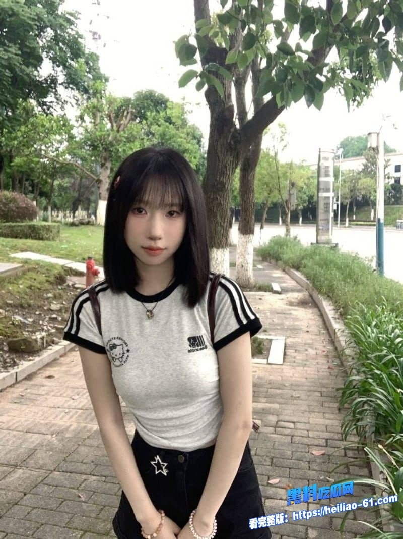 湖南顶级反差婊李沫遭金主包养曝光人前清纯甜妹私下浪到爆纯纯反差婊无疑4 湖南顶级反差婊李沫遭金主包养曝光人前清纯甜妹私下浪到爆纯纯反差婊无疑4