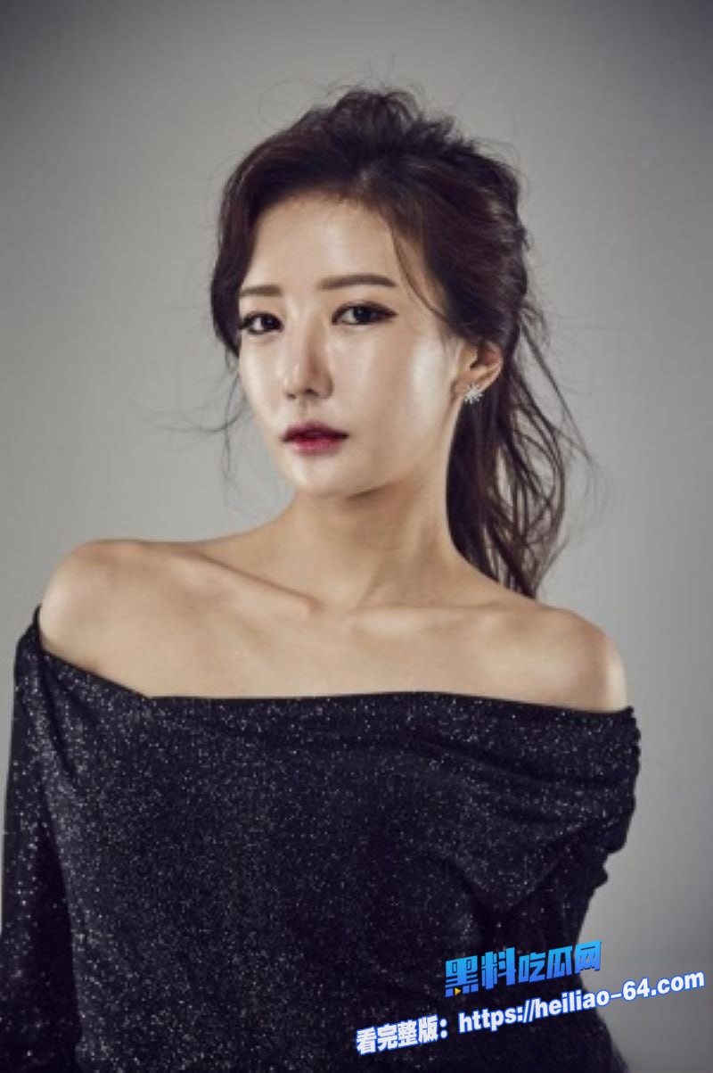韩国门把手女神朴妮唛空降阜阳盛宴昔日门把手经典视频重出江湖太会玩了3