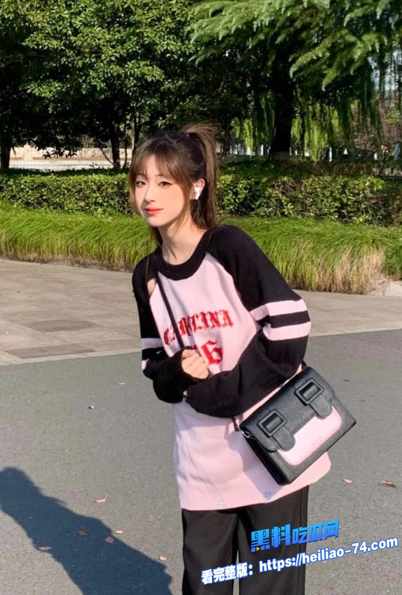 大神猛操清纯学生妹酒店内狂舔巨屌随后各种姿势疯狂调教反差感直接拉满6