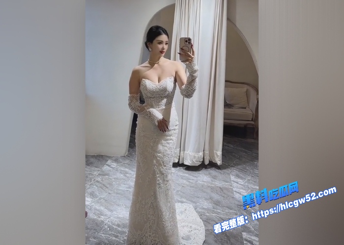 抖音网红美女宋宋人妻丝袜美腿私拍流出道具自慰喷水美艳动人的骚货 图16WH700x500px