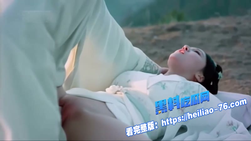 AI魔改电视剧度华年赵今麦和赵珂当街脱光热舞5