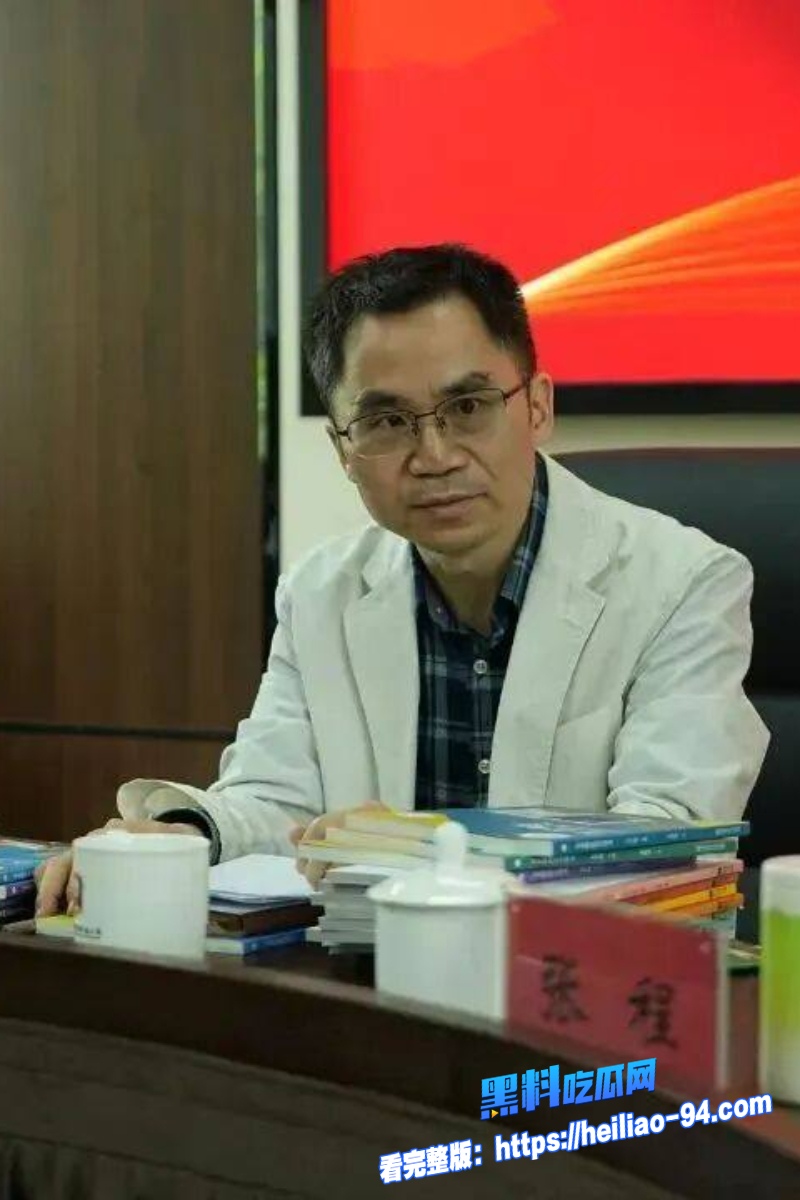 出版社发行部主任李健3