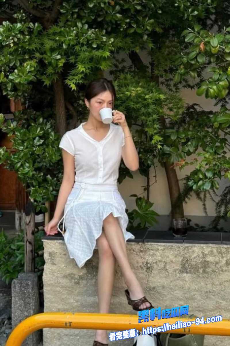 出版社发行部主任李健7