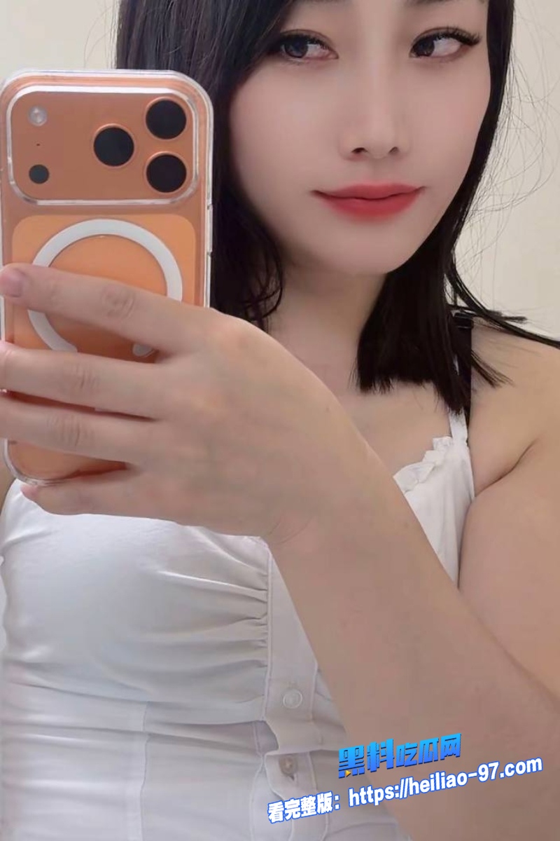 洛杉矶华人网红小唐酱香饼12