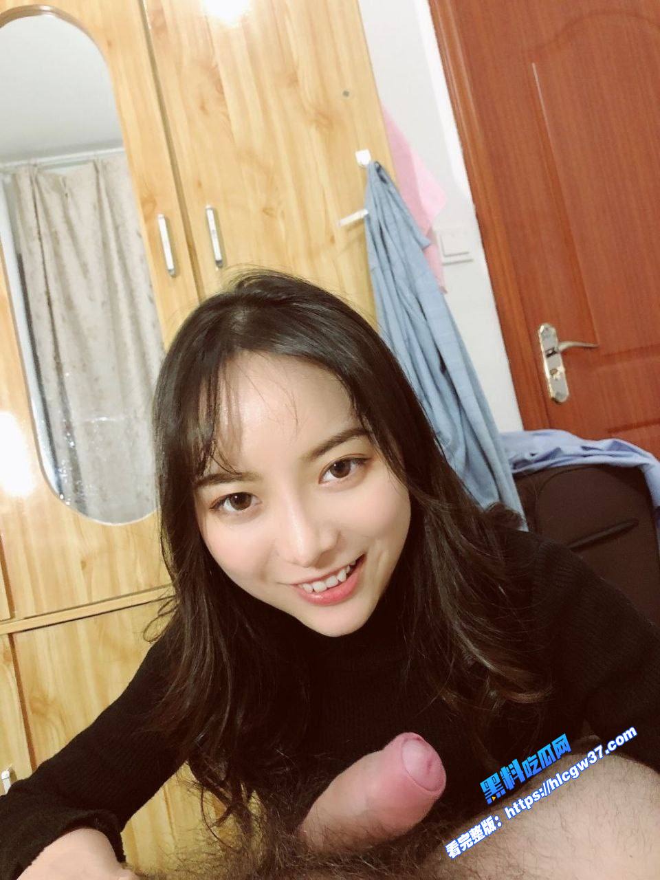 苏州大学反差婊张媛媛你高攀不起的女神只是富二代同学的鸡巴套子 图2 苏州大学反差婊张媛媛你高攀不起的女神只是富二代同学的鸡巴套子 图2
