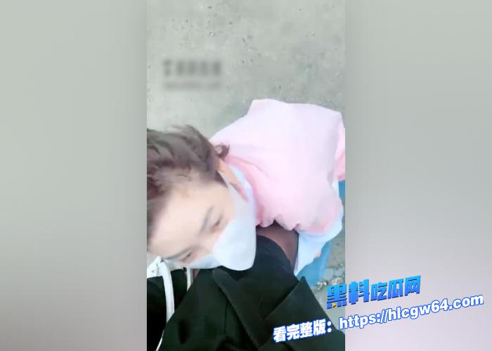 套路直播御姐女王一诺大小姐高清直播视频回放豪车内刺激大胆用黑丝臭脚调教闺蜜言语辱骂强制舔脚 7