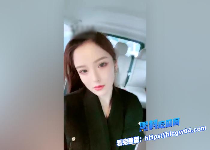 套路直播御姐女王一诺大小姐高清直播视频回放豪车内刺激大胆用黑丝臭脚调教闺蜜言语辱骂强制舔脚 3