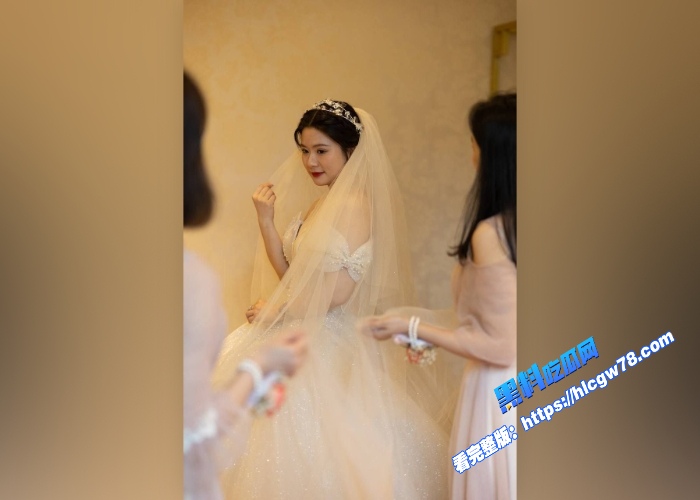 瓜友投稿江苏南通刚结婚的一个小少妇是中学老师不敢和自己学生搞自己出来找到强壮小伙约炮性瘾极大 图2 瓜友投稿江苏南通刚结婚的一个小少妇是中学老师不敢和自己学生搞自己出来找到强壮小伙约炮性瘾极大 图2